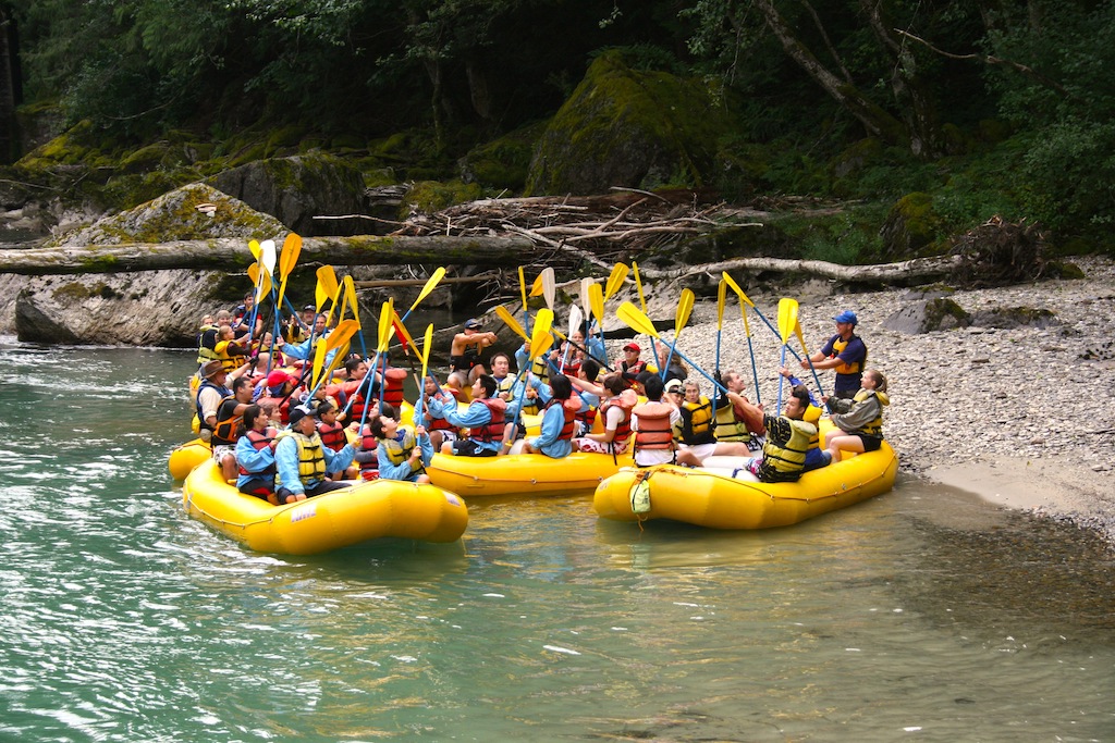alpine_adventures_seattle_wa_rafting