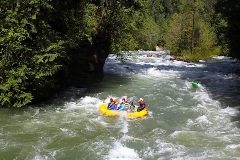 flaming geyser, tacoma, seattle, whitewater, river rafting